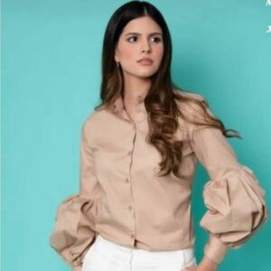 Button down shirt size S Beige